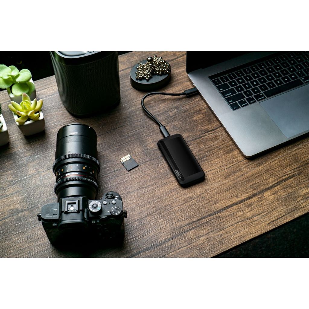 Crucial X8 4TB Portable SSD - 3