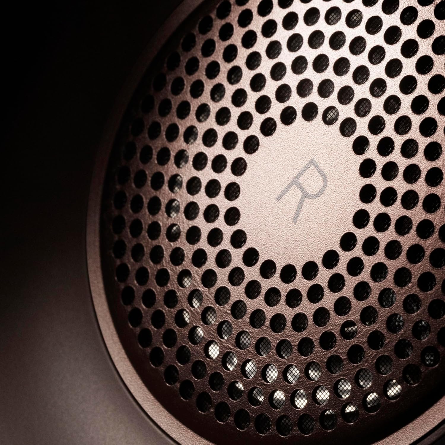 Bang & Olufsen Beoplay H95 - Luxury Wireless Bluetooth Over-Ear Active Noise Cancelling Headphones, 6 Microphones, Playtime Up to 50 Hours, Headset with Aluminium Carrying Case - Chestnut - 4