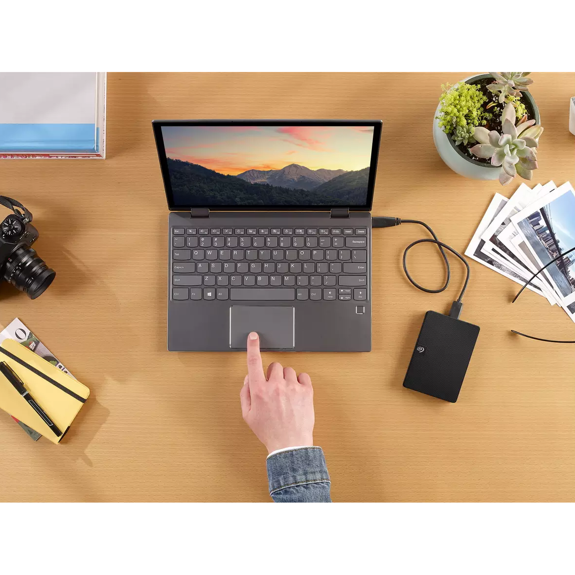 Seagate Expansion 1TB Portable Hard Drive - STKM1000400 - 5