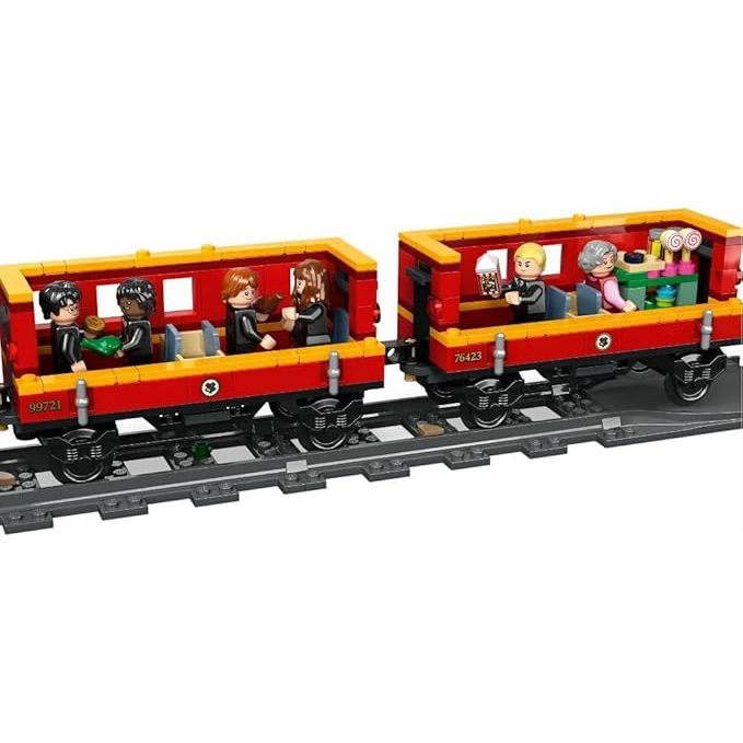 Buy Gadcet Dagenham,LEGO Harry Potter 76423 – Hogwarts Express Train Set with Hogsmeade, 1074pcs, Age 8+ (Box Damaged) - Gadcet UK | UK | London | Scotland | Wales| Near Me | Cheap | Pay In 3 | Toys & Games