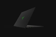 Razer Blade 14: Ultra-Portable 14" Gaming Laptop with Ryzen 9 8945HS & RTX 40 Series Graphics