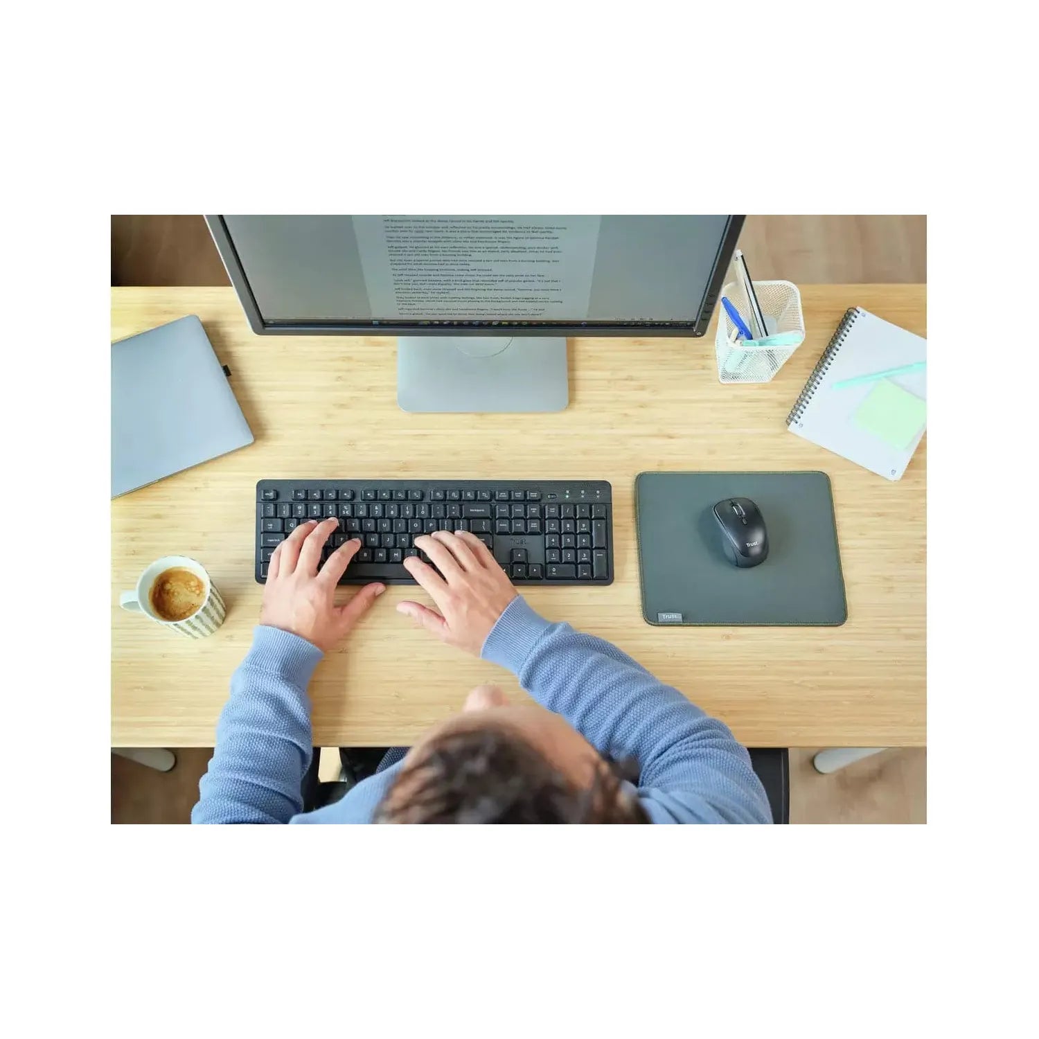 Buy Trust,Trust ODY II Wireless Keyboard and Mouse Deskset - Gadcet | UK | London | Scotland | Wales| Near Me | Cheap | Pay In 3 | Keyboard & Mouse