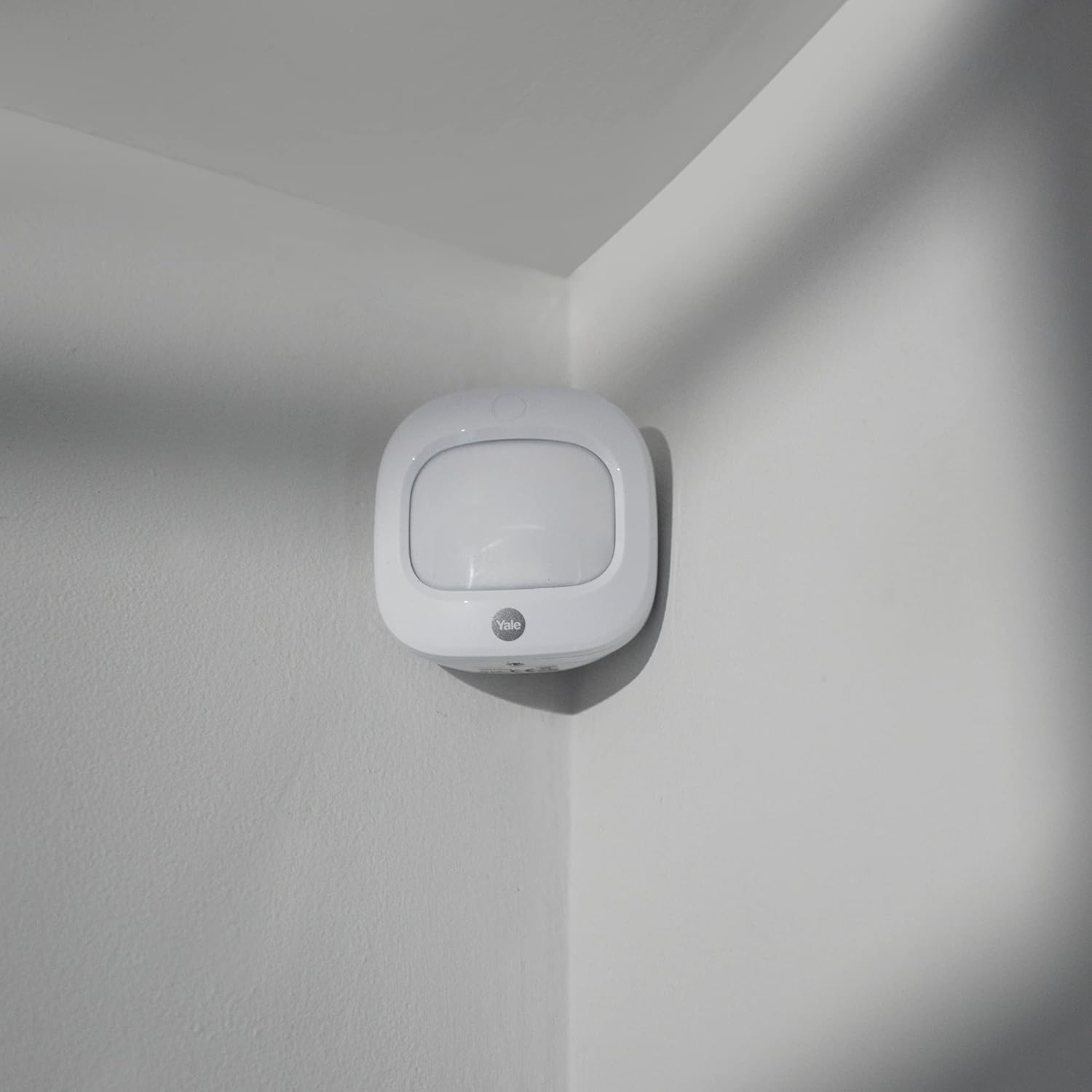 Buy Yale,Yale Sync AC-PIR Wireless Motion Detector – Smart Home Security Sensor - Gadcet UK | UK | London | Scotland | Wales| Near Me | Cheap | Pay In 3 | Home Alarm Systems