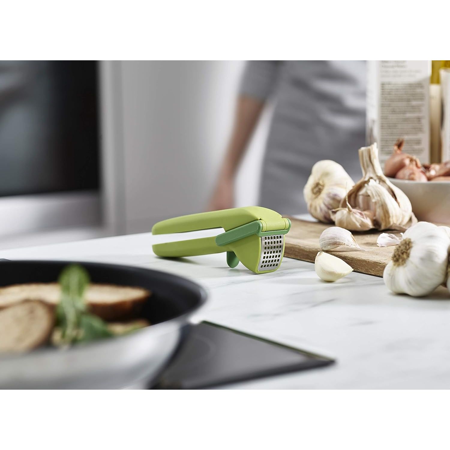 Buy Joseph Joseph,Joseph Joseph CleanForce Garlic Press – Green (16 cm) - Gadcet UK | UK | London | Scotland | Wales| Near Me | Cheap | Pay In 3 | Kitchen Tools & Utensils