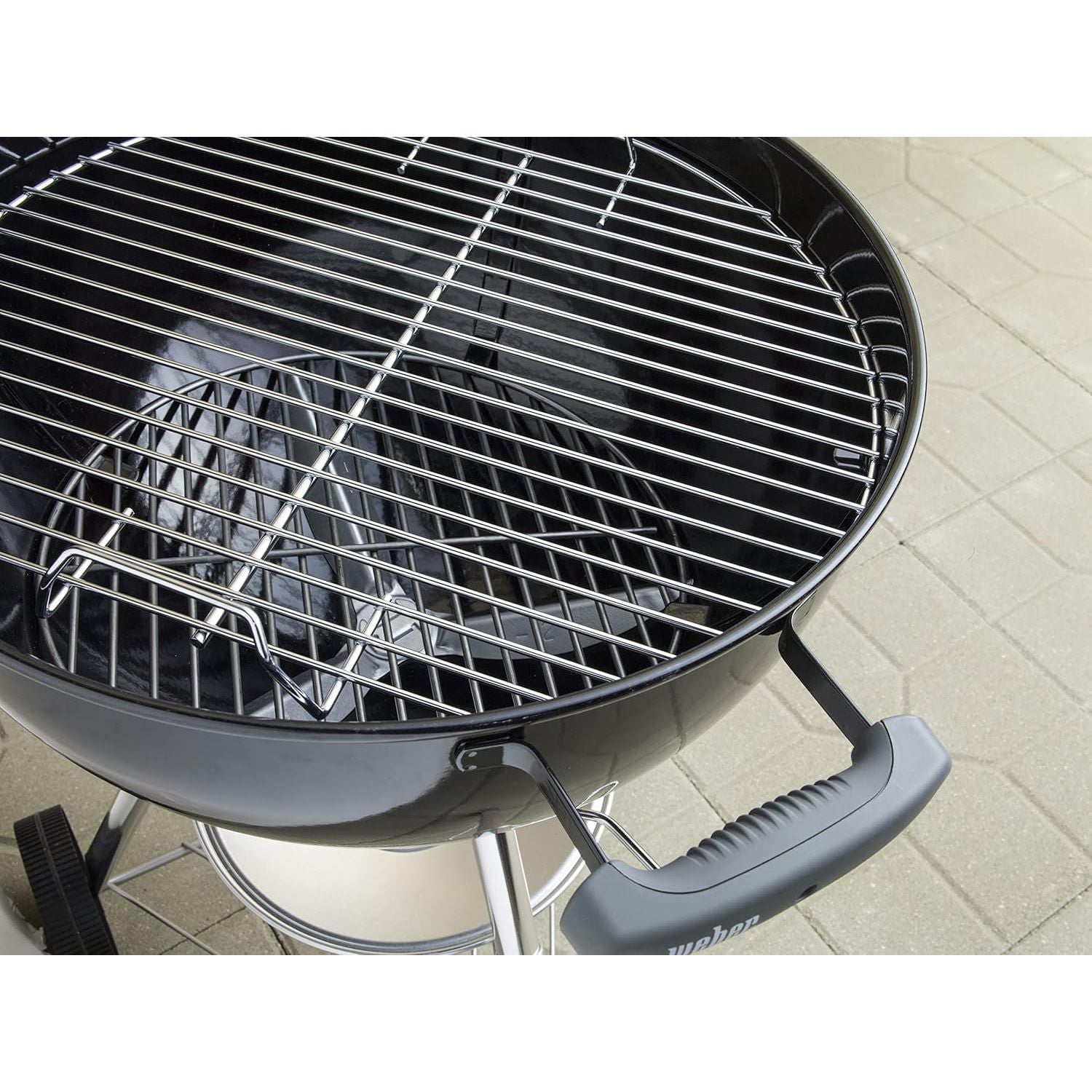 Buy Weber,Weber Classic Kettle Charcoal Grill BBQ, 47cm – Black | Porcelain-Enamelled, Lid Thermometer, Stand & Wheels (1231004) - Gadcet UK | UK | London | Scotland | Wales| Near Me | Cheap | Pay In 3 | Air Fryer & Grill