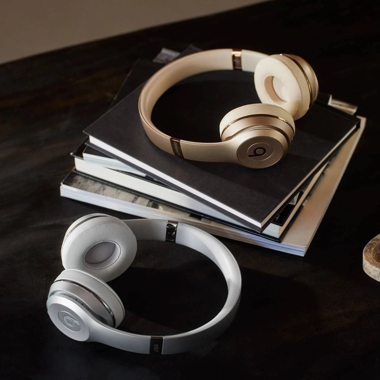 Buy Beats,Beats Solo3 Wireless On-Ear Headphones - Silver - Gadcet UK | UK | London | Scotland | Wales| Ireland | Near Me | Cheap | Pay In 3 | Headphones & Headsets