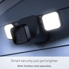 Floodlight Mount Accessory for Blink Outdoor Camera | Black - Gadcet.com