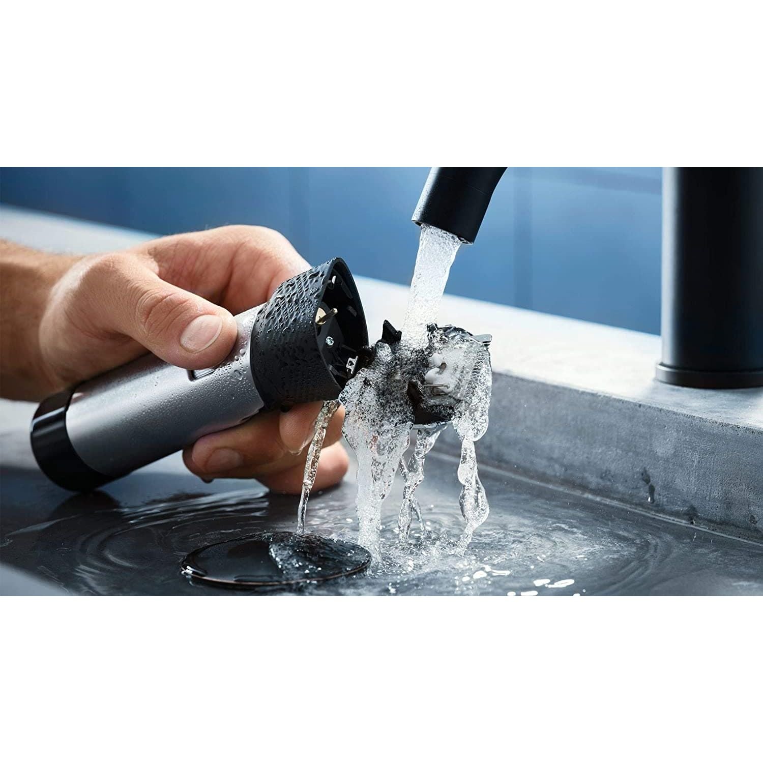 Philips,Philips Beard & Trimmer for Men, 9000 Prestige, 20 Length Settings, SteelPrecision Blades, UK 3-Pin Plug - Gadcet.com