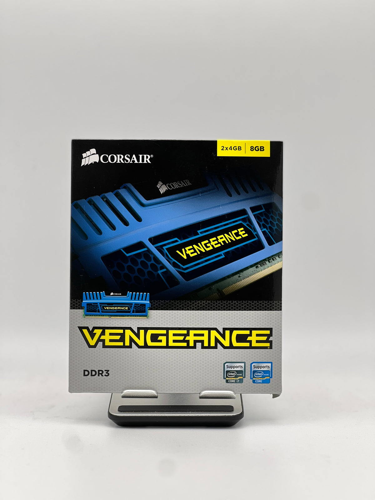Boost Your PC Performance with Corsair CMZ8GX3M2A1600C9B Vengeance 8GB DDR3 Memory Kit