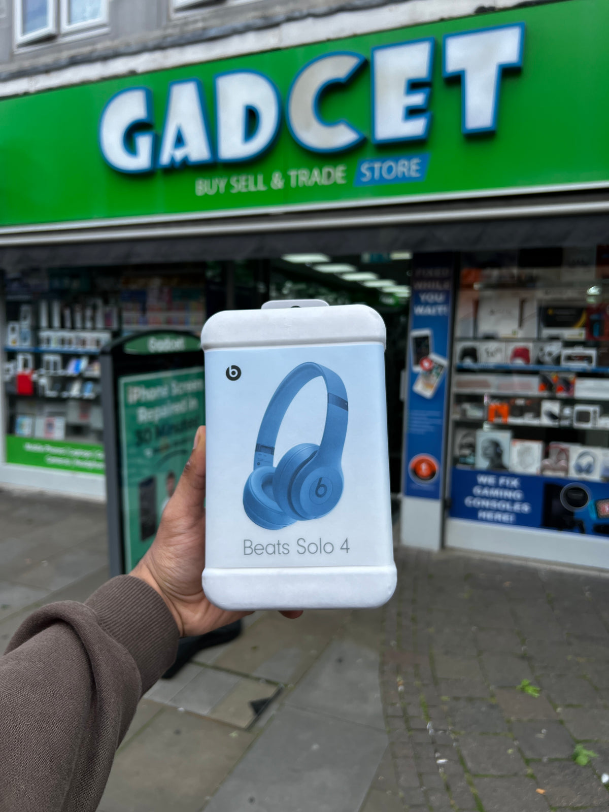 Why Choose Beats Solo 4 On-Ear True Wireless Headphones?