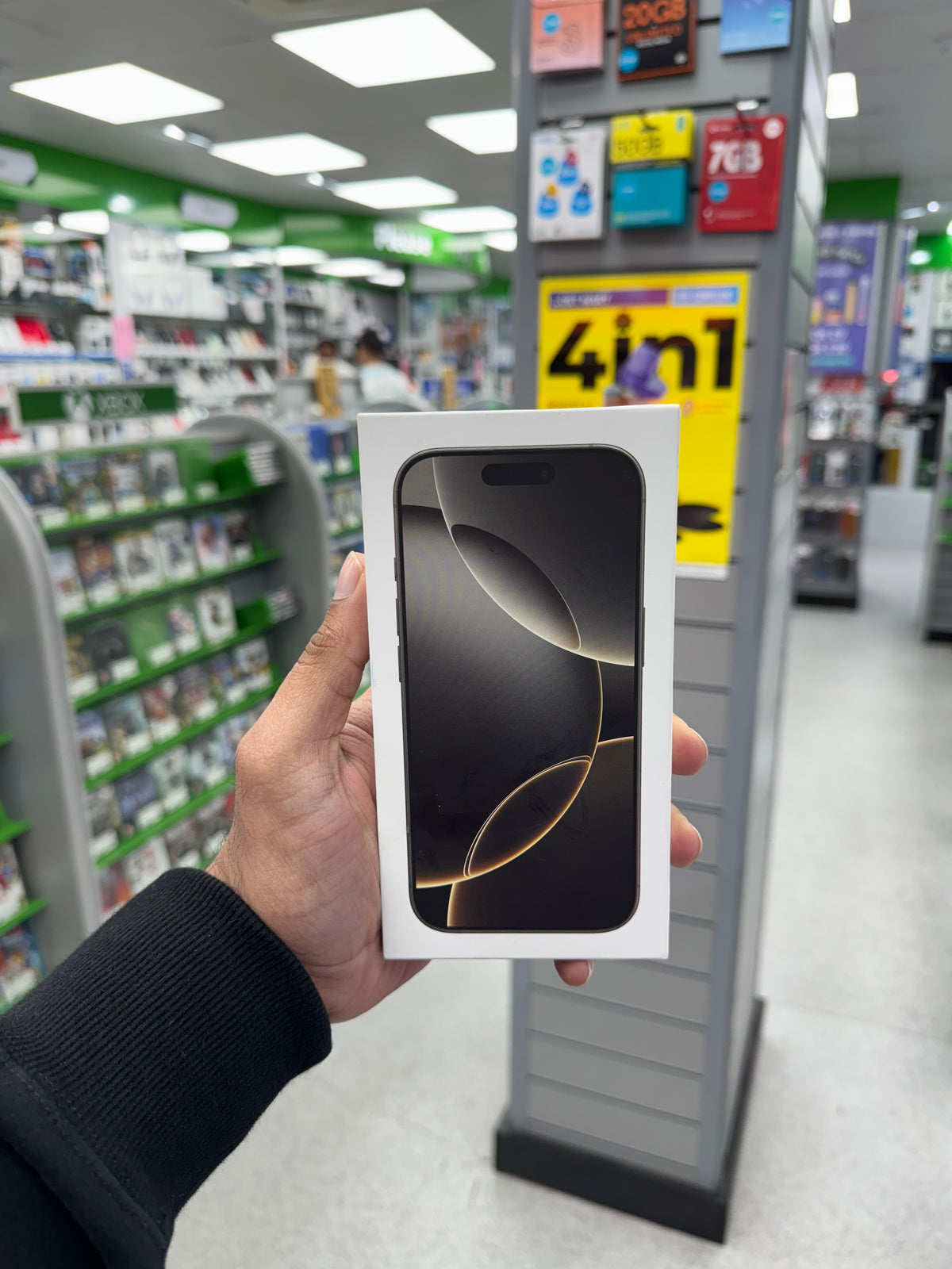 Upgrade to the Future with the Apple iPhone 16 Pro 5G – Available Now at Gadcet!
