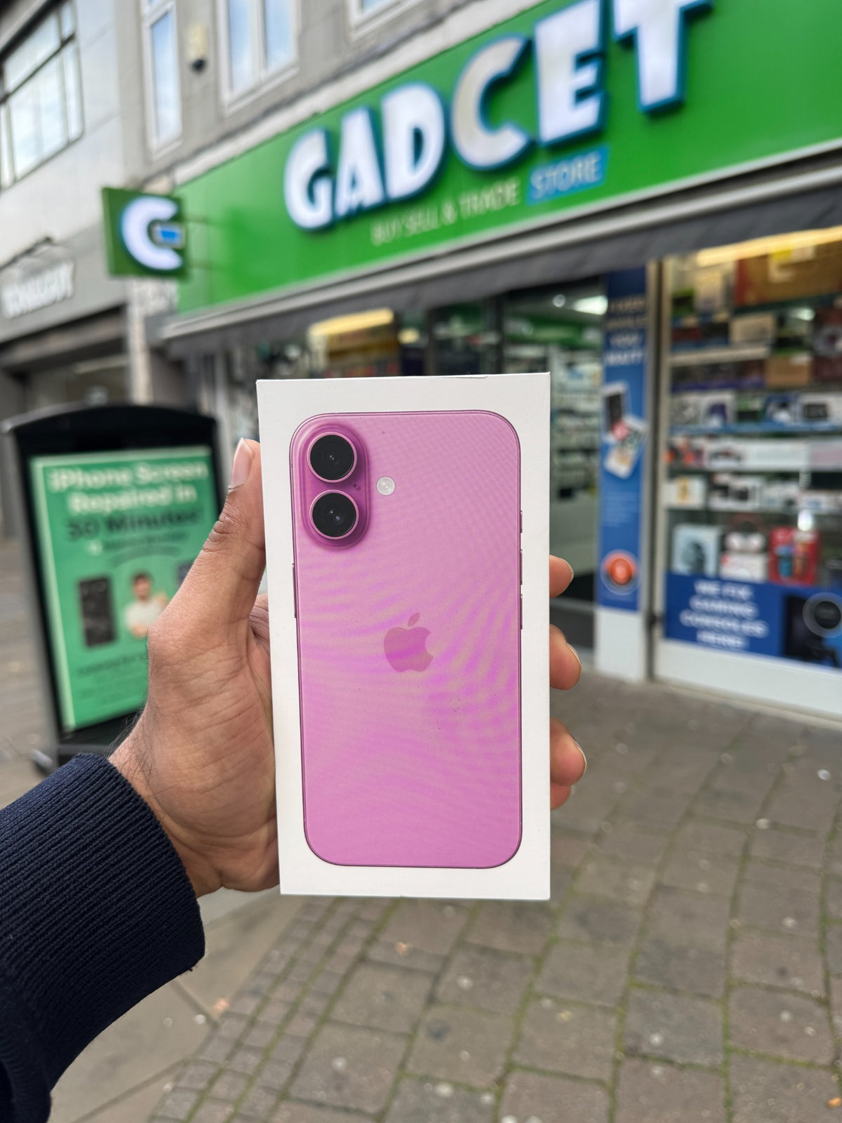Title: Discover the New Apple iPhone 16 5G 128GB AI Mobile Phone - Pink - Unlocked at Gadcet