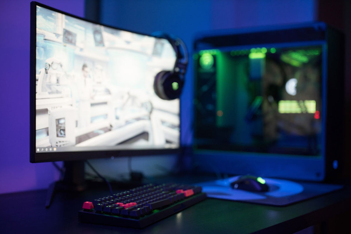 Budget Gaming Monitors Under £200: 300Hz Alternatives 2026