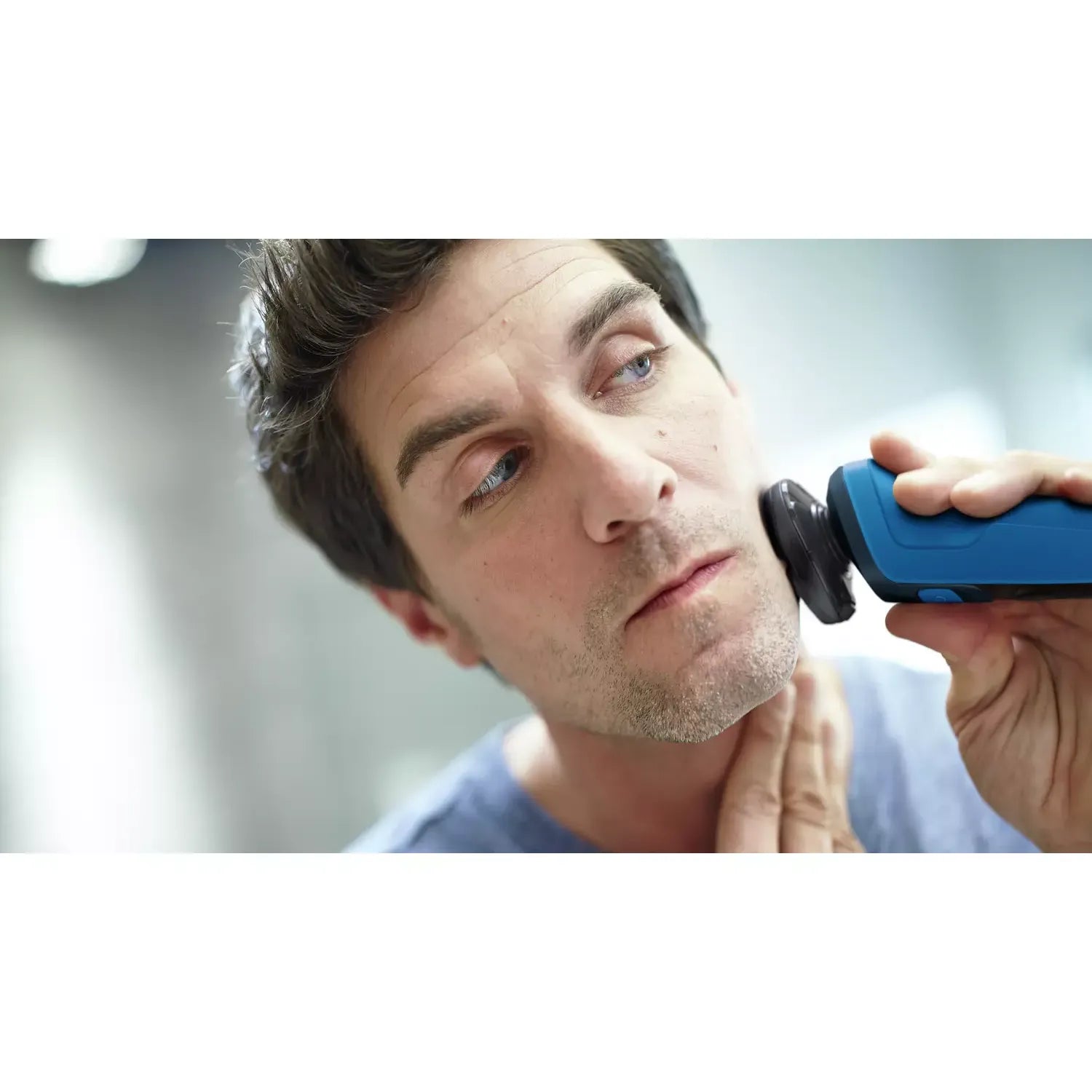 Buy Philips,Philips Series 5000 Wet & Dry Electric Shaver - Gadcet UK | UK | London | Scotland | Wales| Near Me | Cheap | Pay In 3 | Rotary Electric Razors
