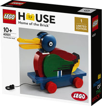 LEGO House 40501 The Wooden Duck Limited Edition 1 – Exclusive 621-Piece Collectible Display Set, Moving Beak, Display Stand