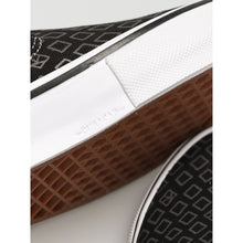 6526b682e719a624d41b5e41_1293055-vans-x-krooked-skate-slip-on-shoes-by-natas-for-ray-black_1764537409977.jpg
