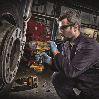DeWalt DCF899P2 XR Brushless High Torque Impact Wrench 18V 2 x 5.0Ah - 5