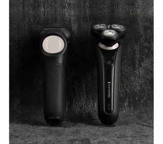 REMINGTON XR1750 Limitless X5 Wet & Dry Rotary Shaver - Black & Bronze - 3