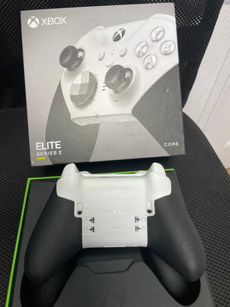 Microsoft Xbox Elite Wireless Controller Series 2 - Core - White - 3