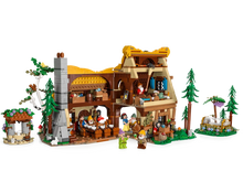 LEGO 43242 Snow White and the Seven Dwarfs' Cottage - 3