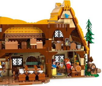 LEGO 43242 Snow White and the Seven Dwarfs' Cottage - 4