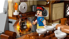 LEGO 43242 Snow White and the Seven Dwarfs' Cottage - 5
