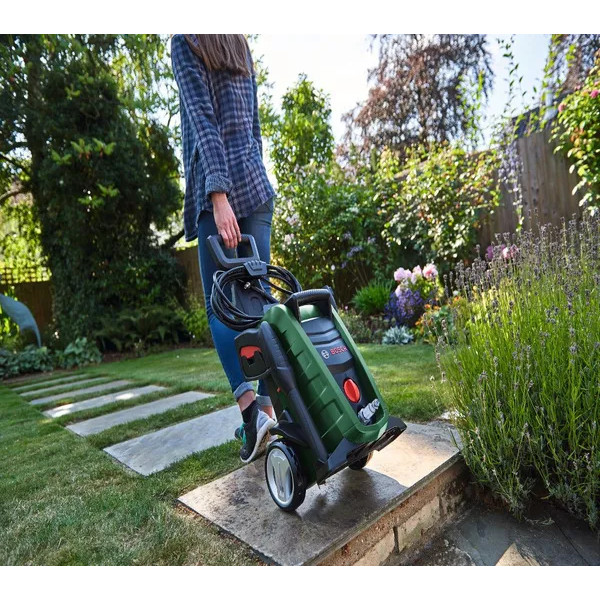 Bosch Universal Aquatak 135 Kit Corded Pressure washer 1.9kW - 3