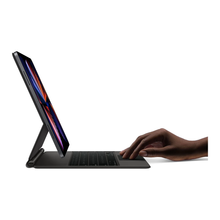 Apple Magic Keyboard for iPad Pro 12.9-inch (2021) - British English - Black - 6