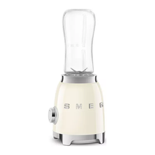 SMEG PBF01CRUK Blender - Cream - 3