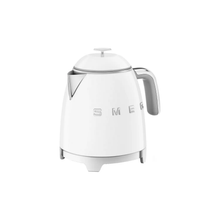 Smeg KLF05WHUK 50’s Style Retro Mini Kettle – White - 2