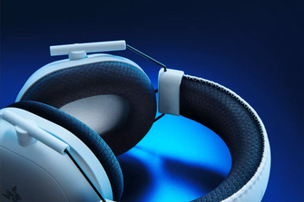 Razer BlackShark V2 Pro PS5 Wireless Gaming Headset - White - 10