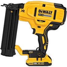 DeWalt DCN680D2 Nailer - 2
