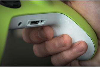 Buy Universal Electronics Limited,Xbox Wireless Controller Electric Volt - Gadcet UK | UK | London | Scotland | Wales| Near Me | Cheap | Pay In 3 | Xbox Controller