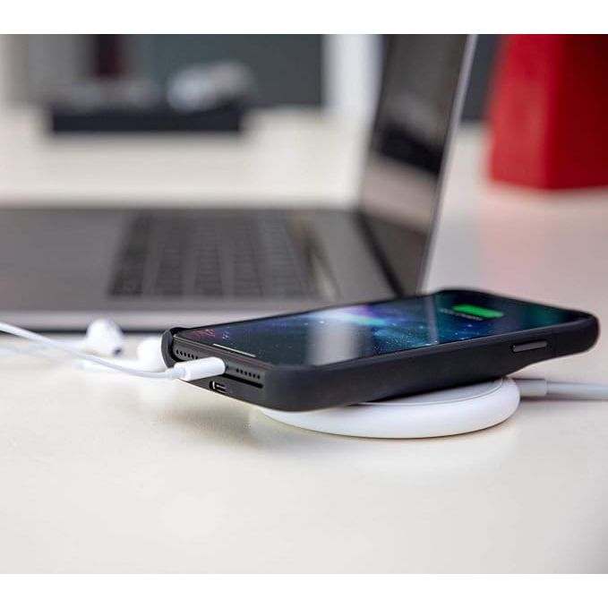Buy Gadcet Dagenham,mophie Juice Pack Access – Slim Wireless Charging Battery Case for iPhone Xs Max - Black - Gadcet UK | UK | London | Scotland | Wales| Near Me | Cheap | Pay In 3 | Mobile Phone Accessories