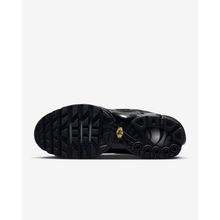 6526b682e719a624d41b5e41_air-max-plus-1-_1764016027532.png