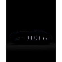 6526b682e719a624d41b5e41_air-max-plus-8-_1764016027534.png