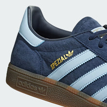 6526b682e719a624d41b5e41_handball-spezial-shoes-blue-bd7633-42-detail-hover_1767894942837.jpg