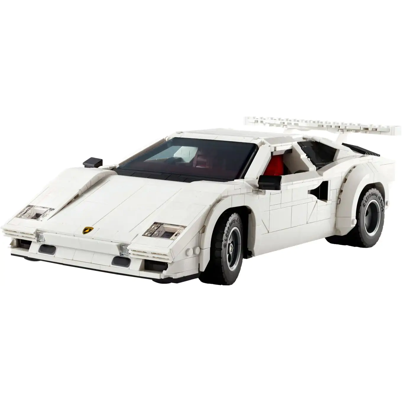 6526b682e719a624d41b5e41_lego-10337-02_1747750630024.png