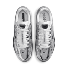 6526b682e719a624d41b5e41_nike-p-6000-2-_1763928133487.png