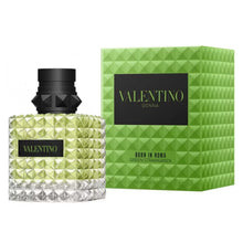 6526b682e719a624d41b5e41_valentino-donna-green-30_1782300684792.jpg