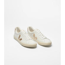 6526b682e719a624d41b5e41_veja-sneakers-esplar-logo-leather-white-eo0202490-2_1764194664987.jpg