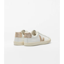6526b682e719a624d41b5e41_veja-sneakers-esplar-logo-leather-white-eo0202490-3_1764194664986.jpg