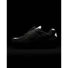 6526b682e719a624d41b5e41_wmns-nike-shox-tl-10-_1764018152599.png