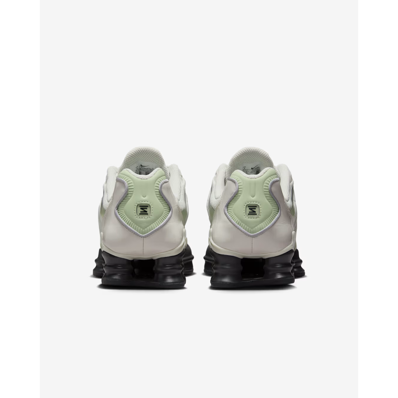 6526b682e719a624d41b5e41_wmns-nike-shox-tl-5-_1764018152599.png