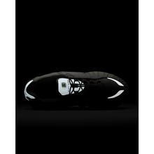6526b682e719a624d41b5e41_wmns-nike-shox-tl-8-_1764018152599.png