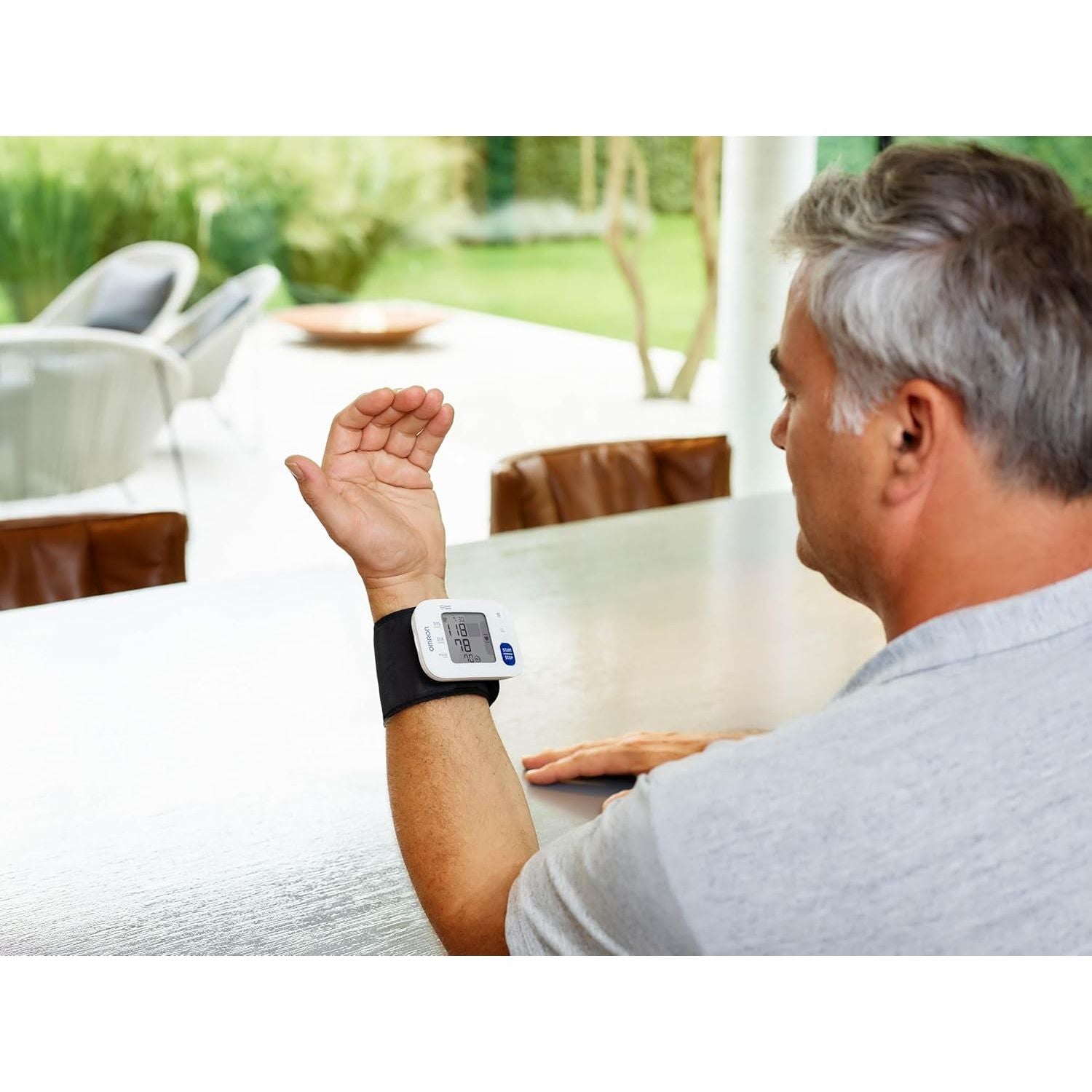 Buy Omron,Omron RS4 - Automatic Wrist Blood Pressure Monitor - Gadcet UK | UK | London | Scotland | Wales| Near Me | Cheap | Pay In 3 | Blood Pressure Monitors
