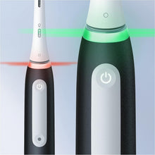 Oral-B iO3 Electric Toothbrush, Gifts For Women / Men - Black - 4