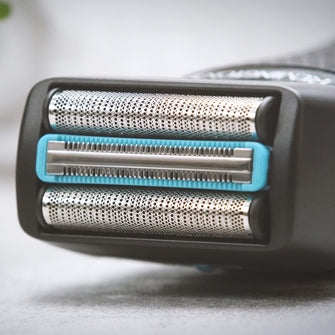 Buy Remington,Remington F6 Aqua Men's Electric Shaver – Cordless, Wet & Dry, 100% Waterproof, Foil Shaver, USB Charging, 60-Min Usage (F6000) - Gadcet UK | UK | London | Scotland | Wales| Near Me | Cheap | Pay In 3 | Shaver & Trimmer