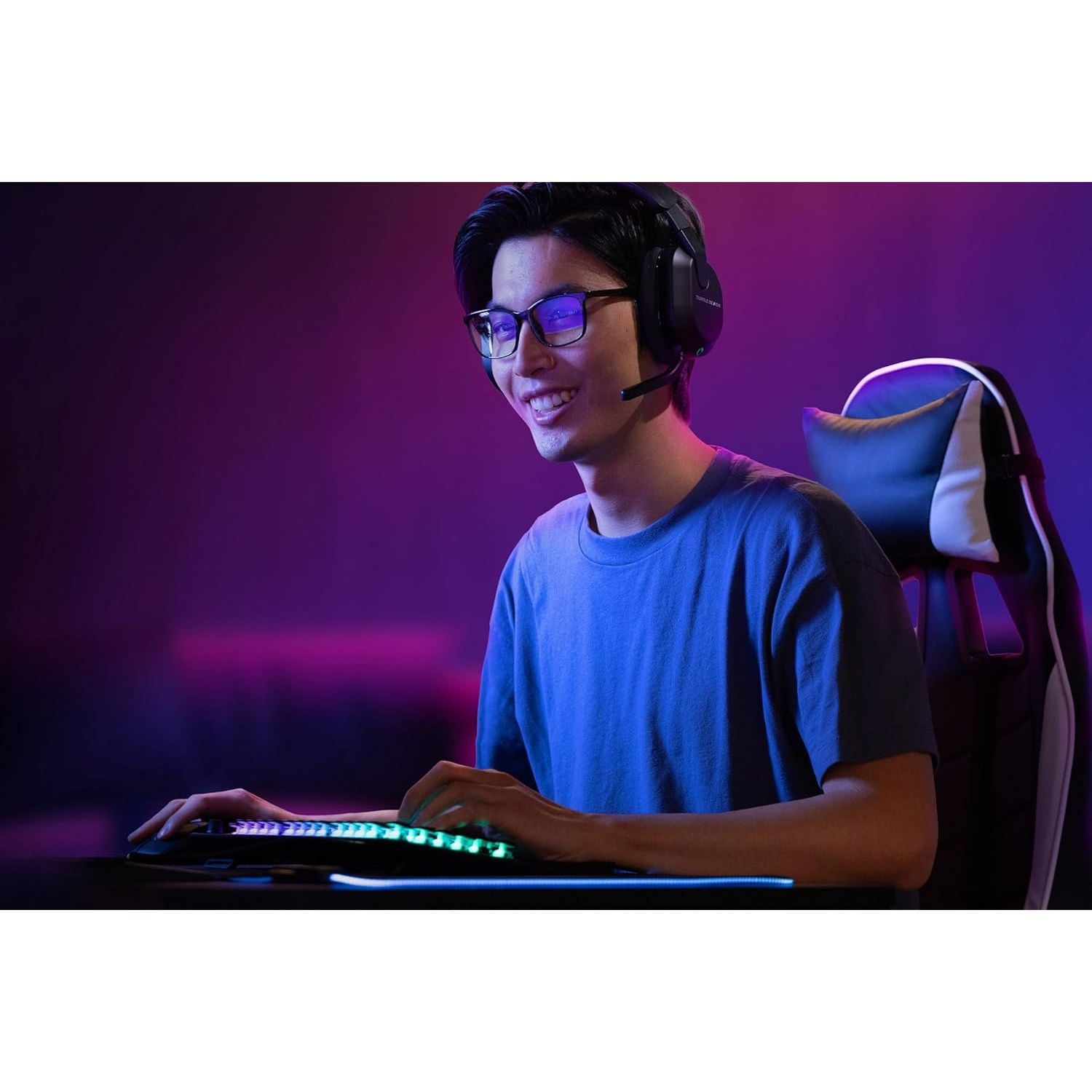 Turtle Beach Stealth 600 Black PC Wireless Gaming Headset with up to 80 hour Battery, 50mm Speakers and Bluetooth for PC, PS5, PS4 and Mobile
