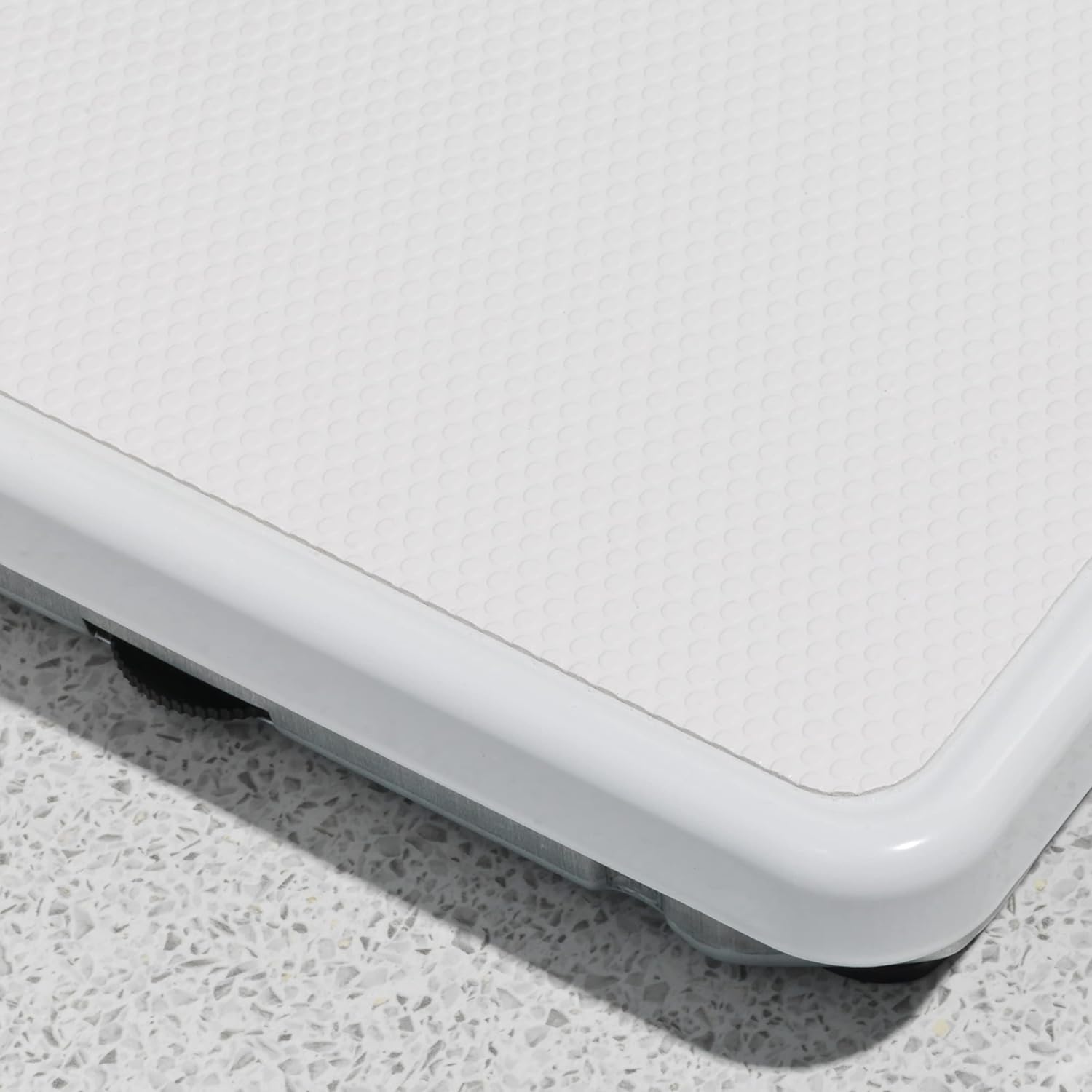 Buy Salter,Salter Mechanical Bathroom Scale (489WHFXAZF0B) – Analogue Body Scale with Easy-Read Display, 133kg Capacity, Non-Slip Mat – No Batteries Needed – White - Gadcet UK | UK | London | Scotland | Wales| Near Me | Cheap | Pay In 3 | Body Weight Scales